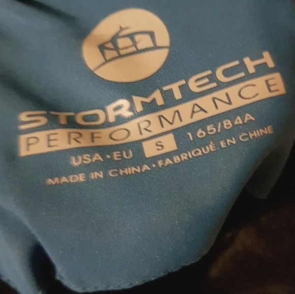 Men's Stormtech Performance Blue Vest Size Sm, Lrg, XL (2/$15) - Picture 9 of 10